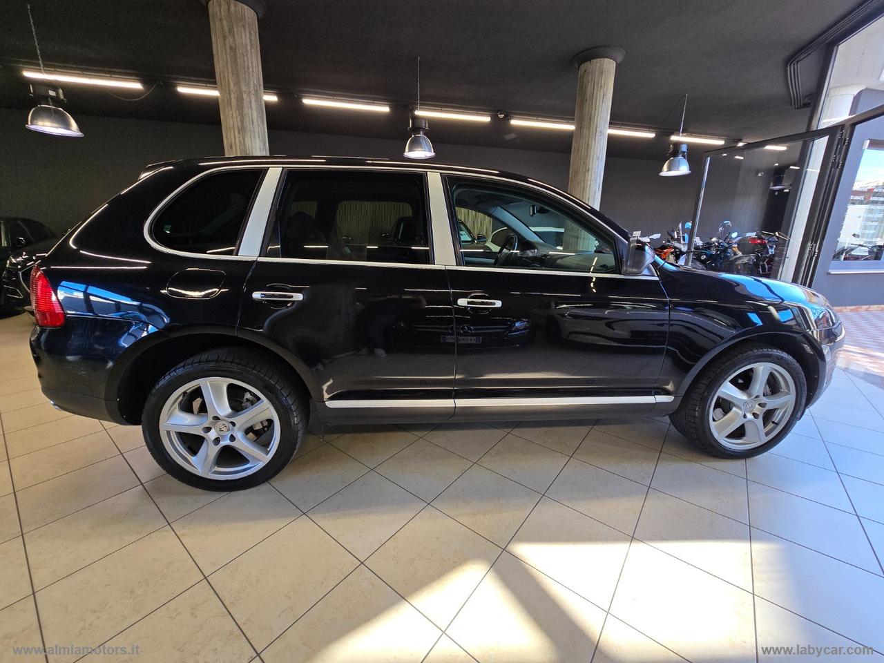 PORSCHE Cayenne S