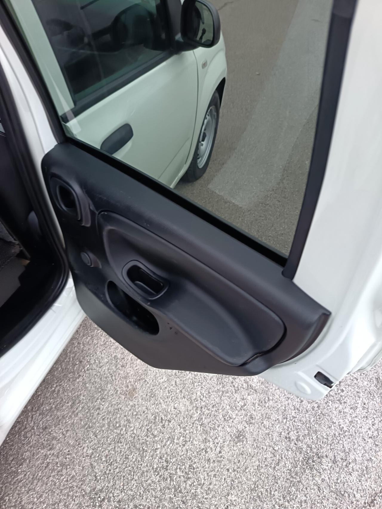 Fiat Panda 1.0 GSE S&S Hybrid Pop Van 2 posti