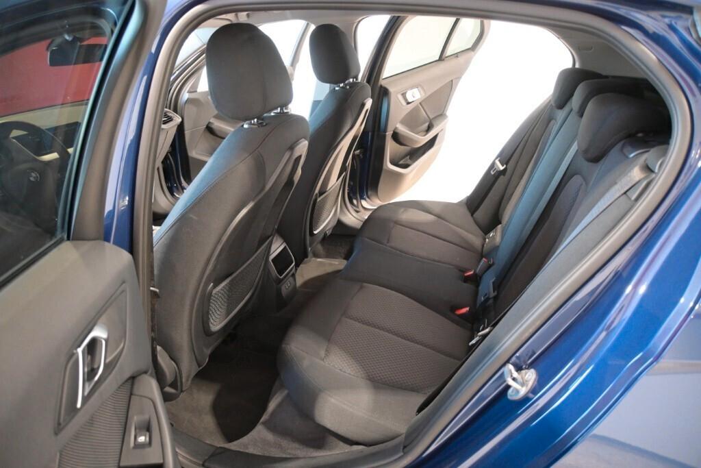 BMW 116i 110CV STEPTRONIC BUSINESS ADVANTAGE ( FARI LED - BMW DIGITAL COCKPIT - CRUISE - NAVI - MIRROR - PDC )