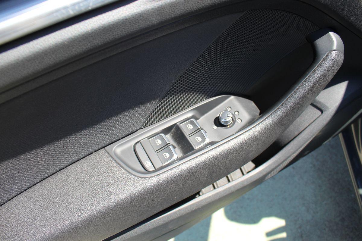 AUDI - A3 - SPB 2.0 TDI Business