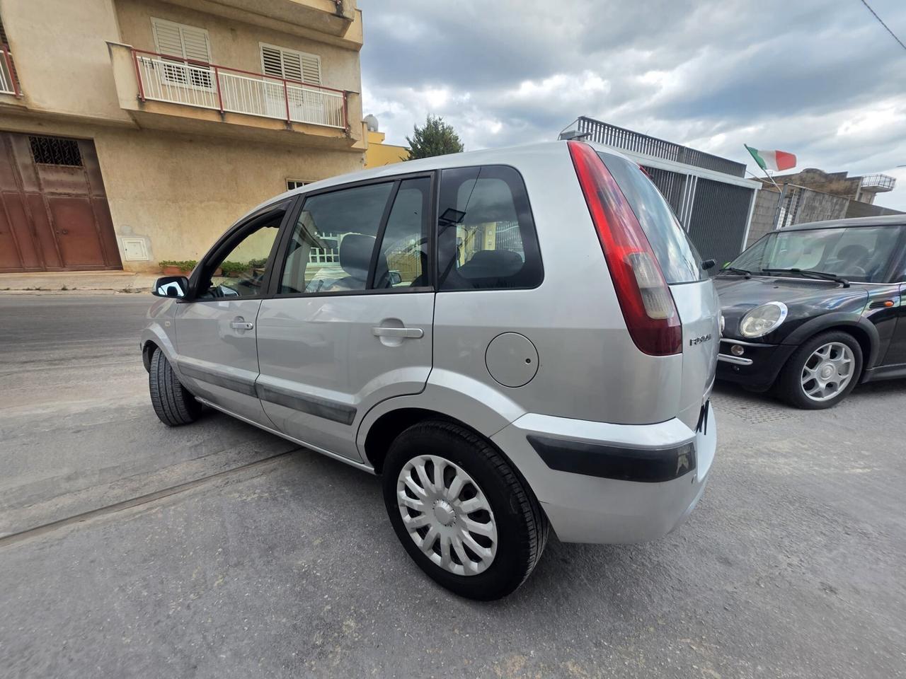 Ford Fusion 1.4 TDCi 5p. Collection