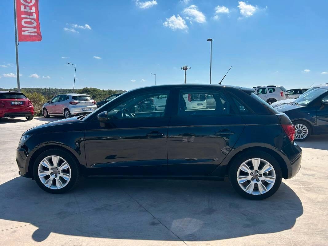 Audi A1 1.6 tdi Attraction 90cv