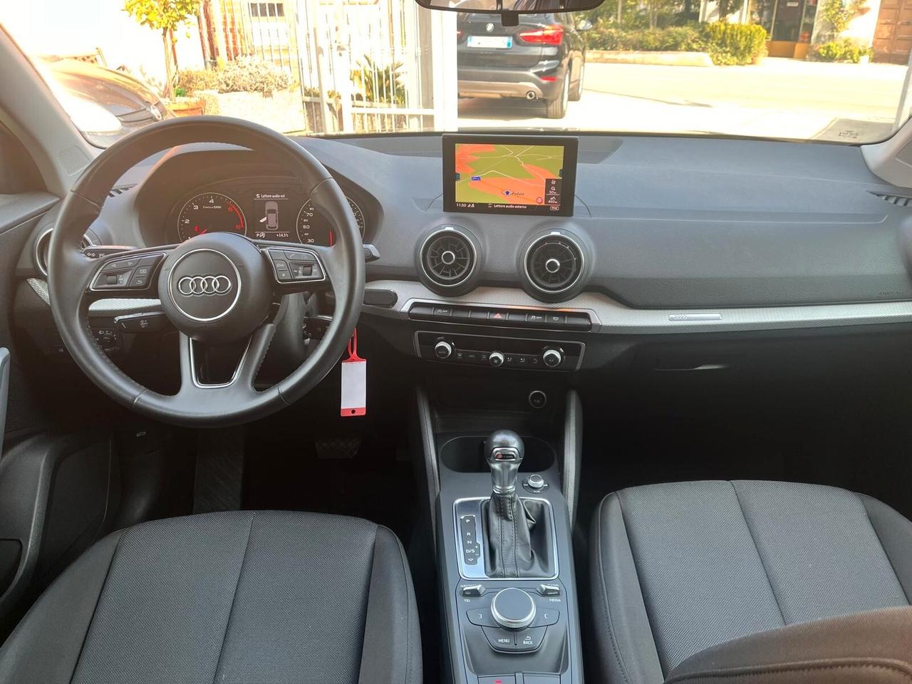 Audi Q2 30 TDI S tronic Business Design