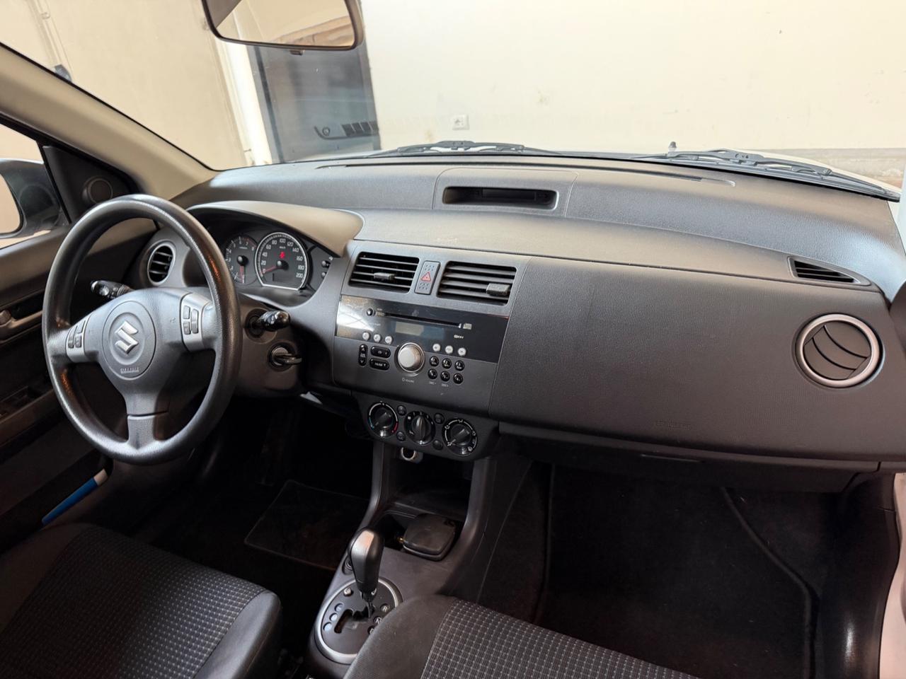 Suzuki Swift 1.3 5p. GLX AUTOMATICO