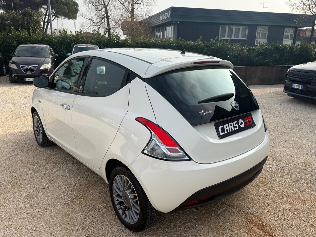 Lancia Ypsilon 1.2 69 CV 5 porte GPL Ecochic Platinum