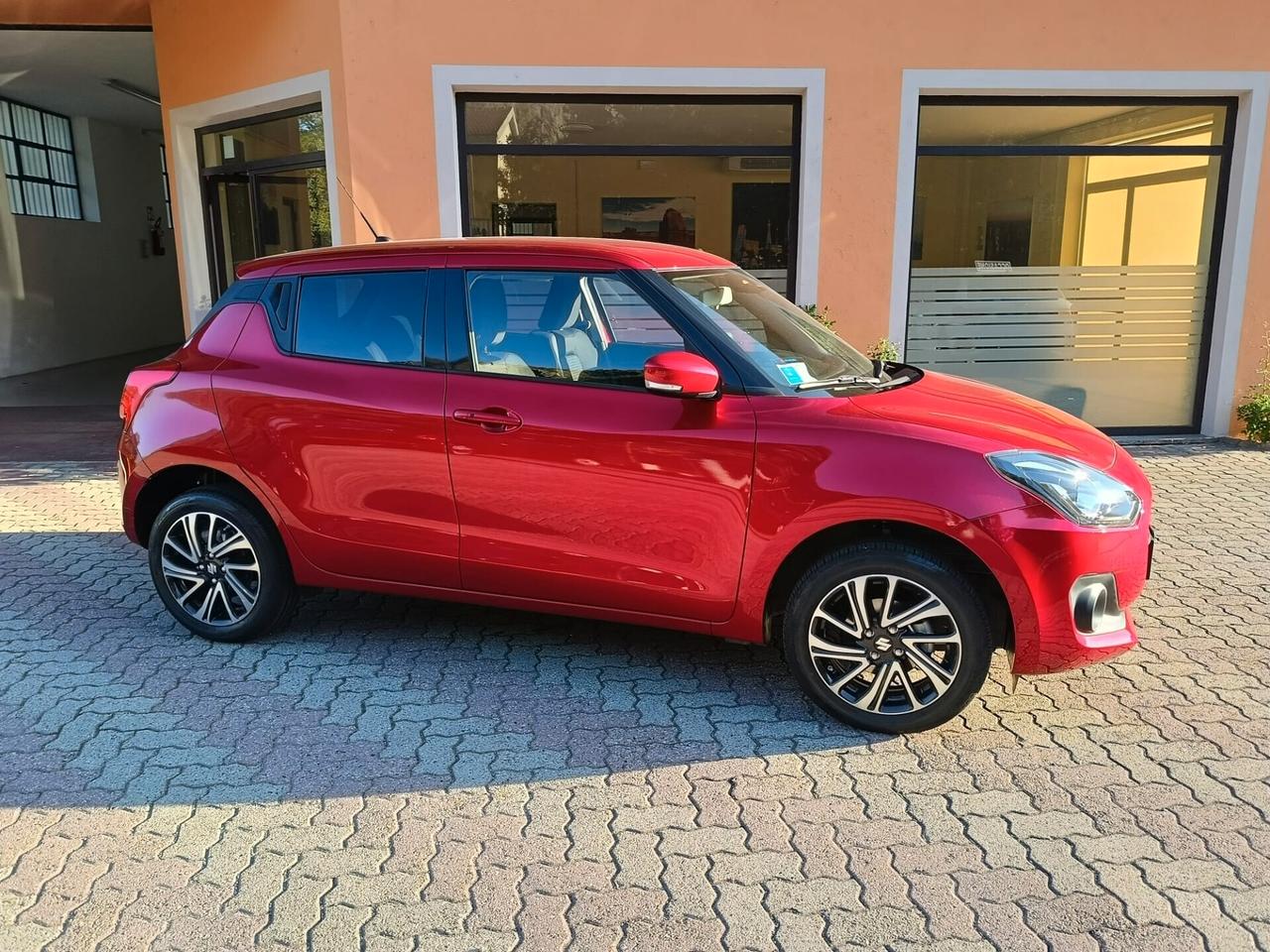 Suzuki Swift 1.2 Hybrid 4WD AllGrip Top