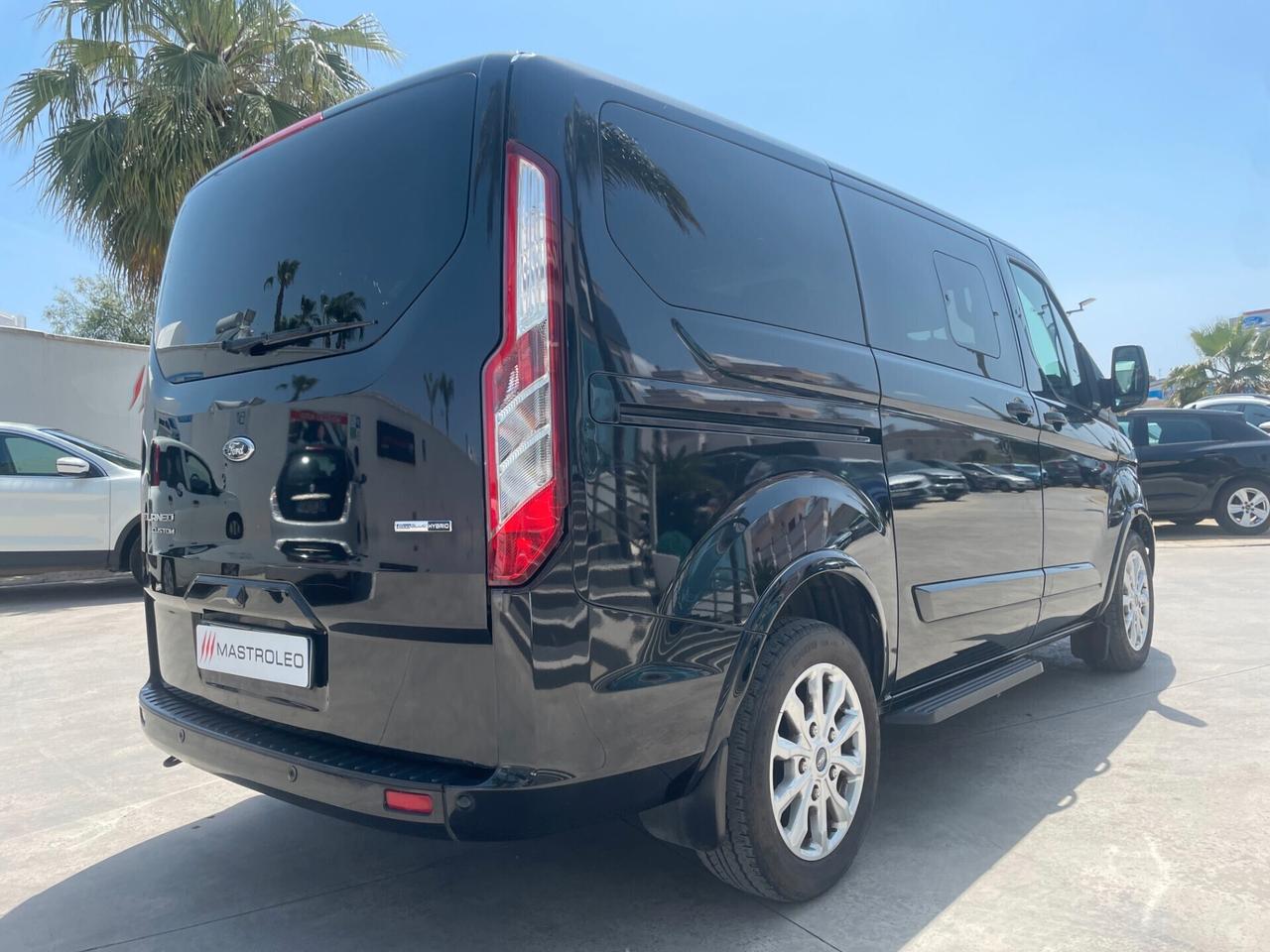 Ford Transit Custom 320 2.0 EcoBlue Hybrid 130 Trend