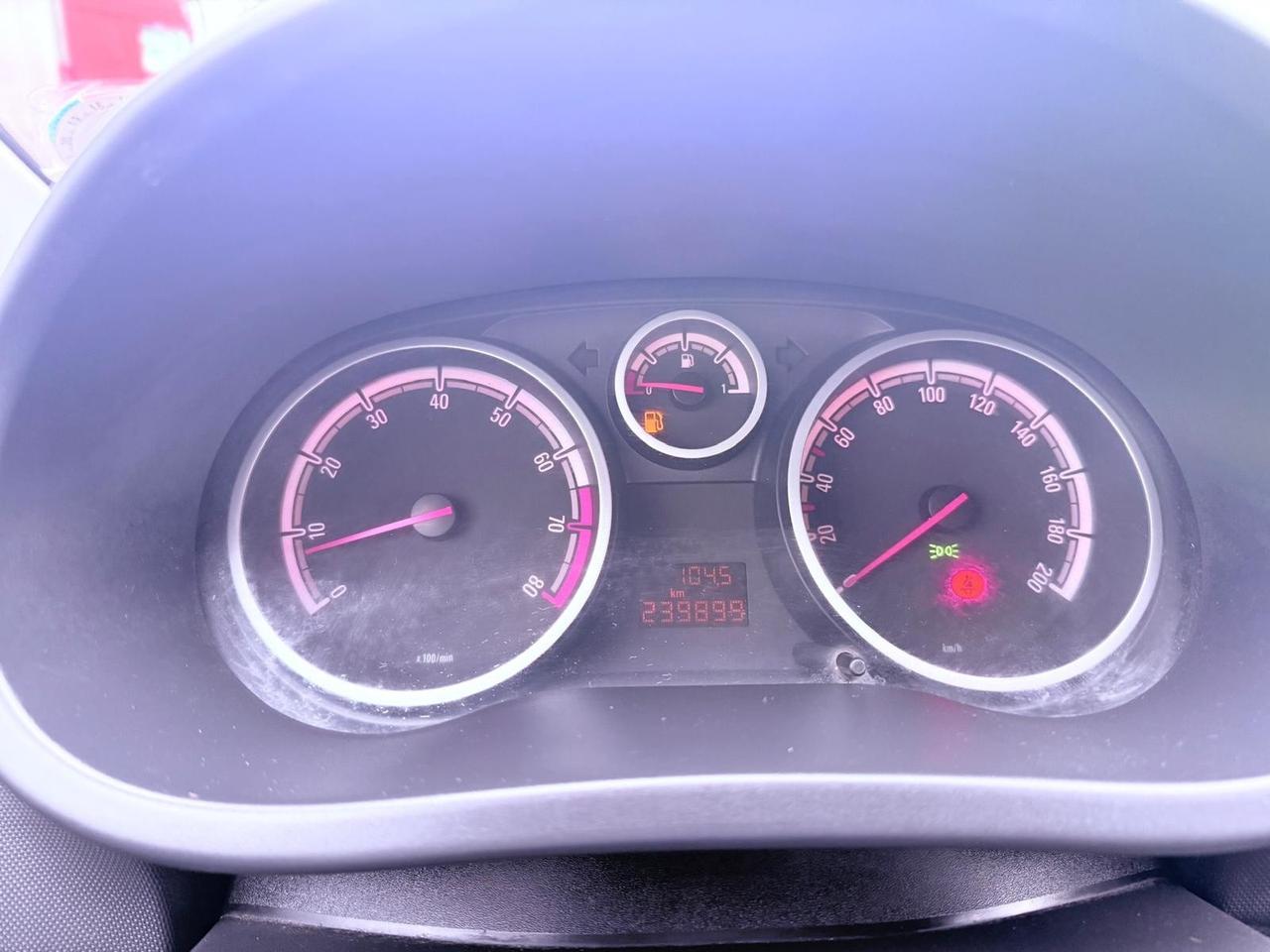 Opel Corsa 1.2 3 porte Sport Ok neopatentati