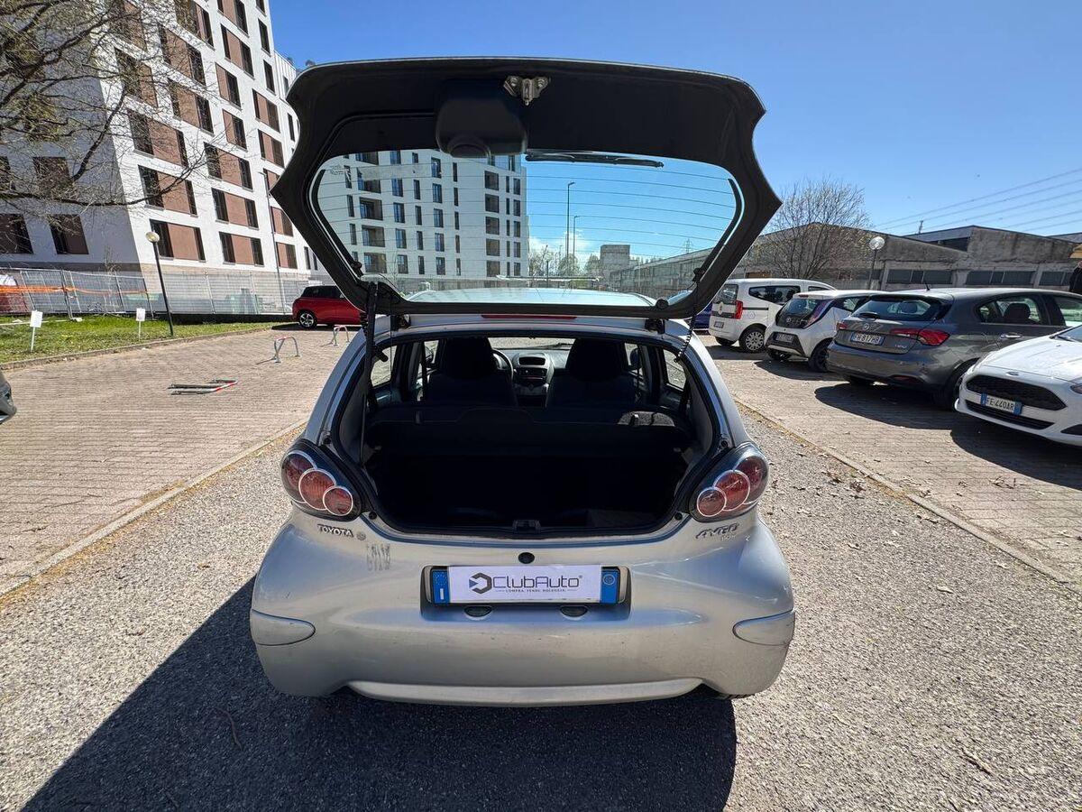 Toyota Aygo 1.0 Sol 5p FL