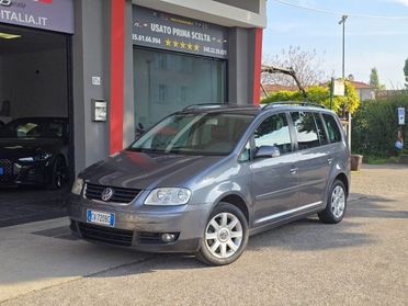 VOLKSWAGEN Touran 2.0 TDI Van Autocarro 5 Posti Tagliandata Regolarm