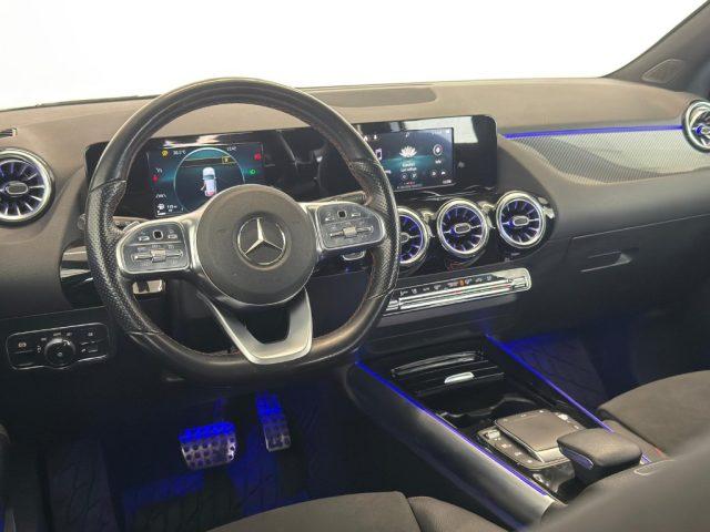 MERCEDES-BENZ GLA 200 d Automatic Premium