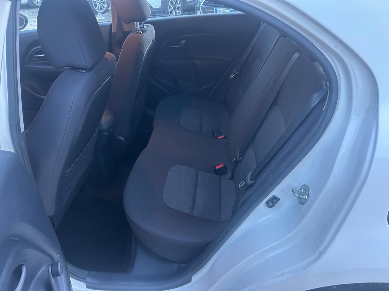 Kia Rio 1.2 CVVT 5p. ECO GPL Cool neopatentati