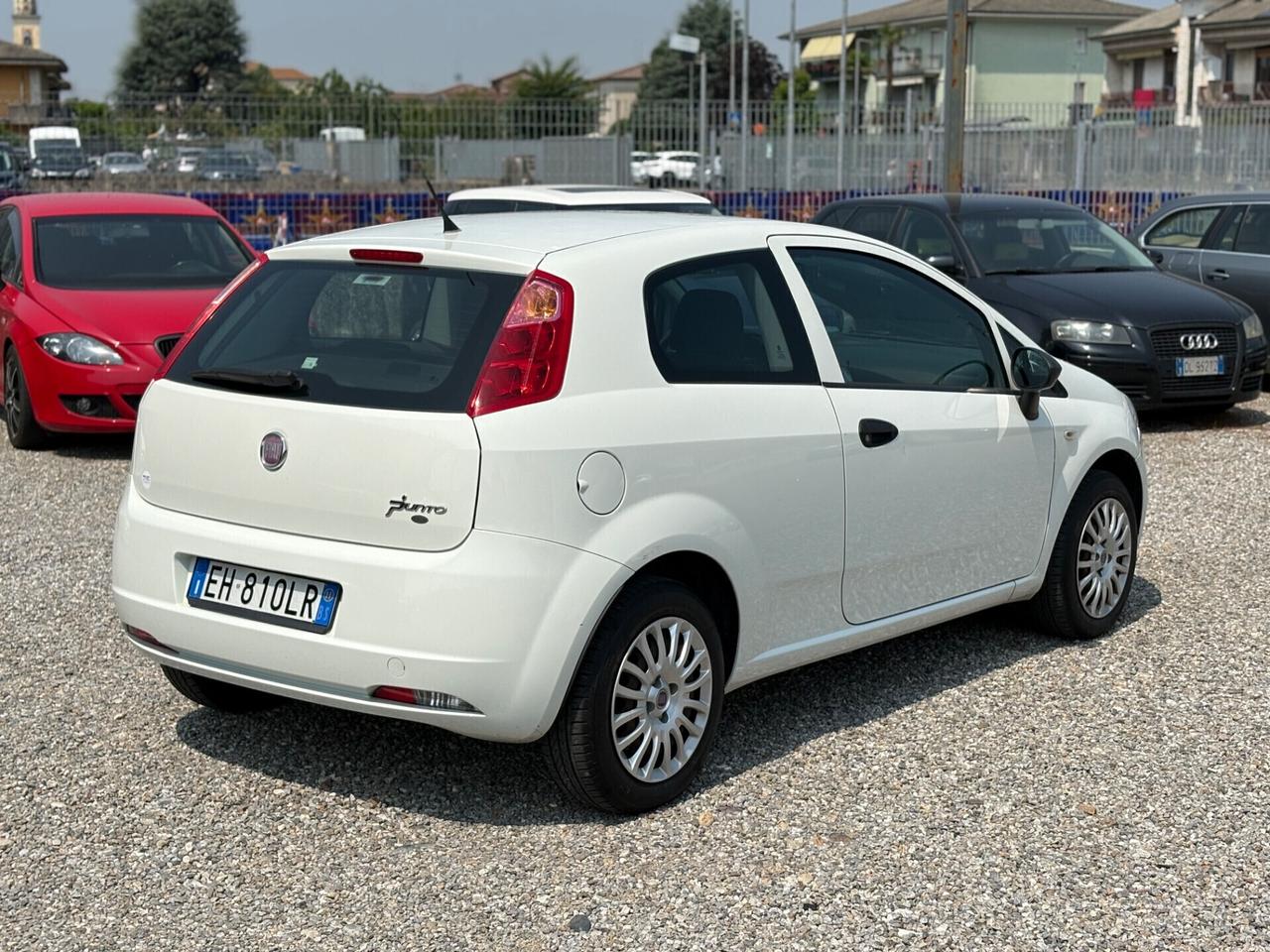 Fiat Grande Punto 1.2 BENZINA 2011 NEOPATENTATI