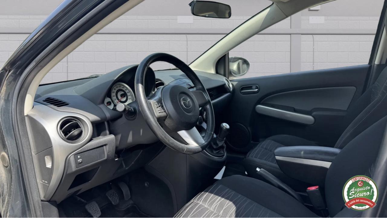 Mazda 2 **Garanzia Guasti 12 Mesi**