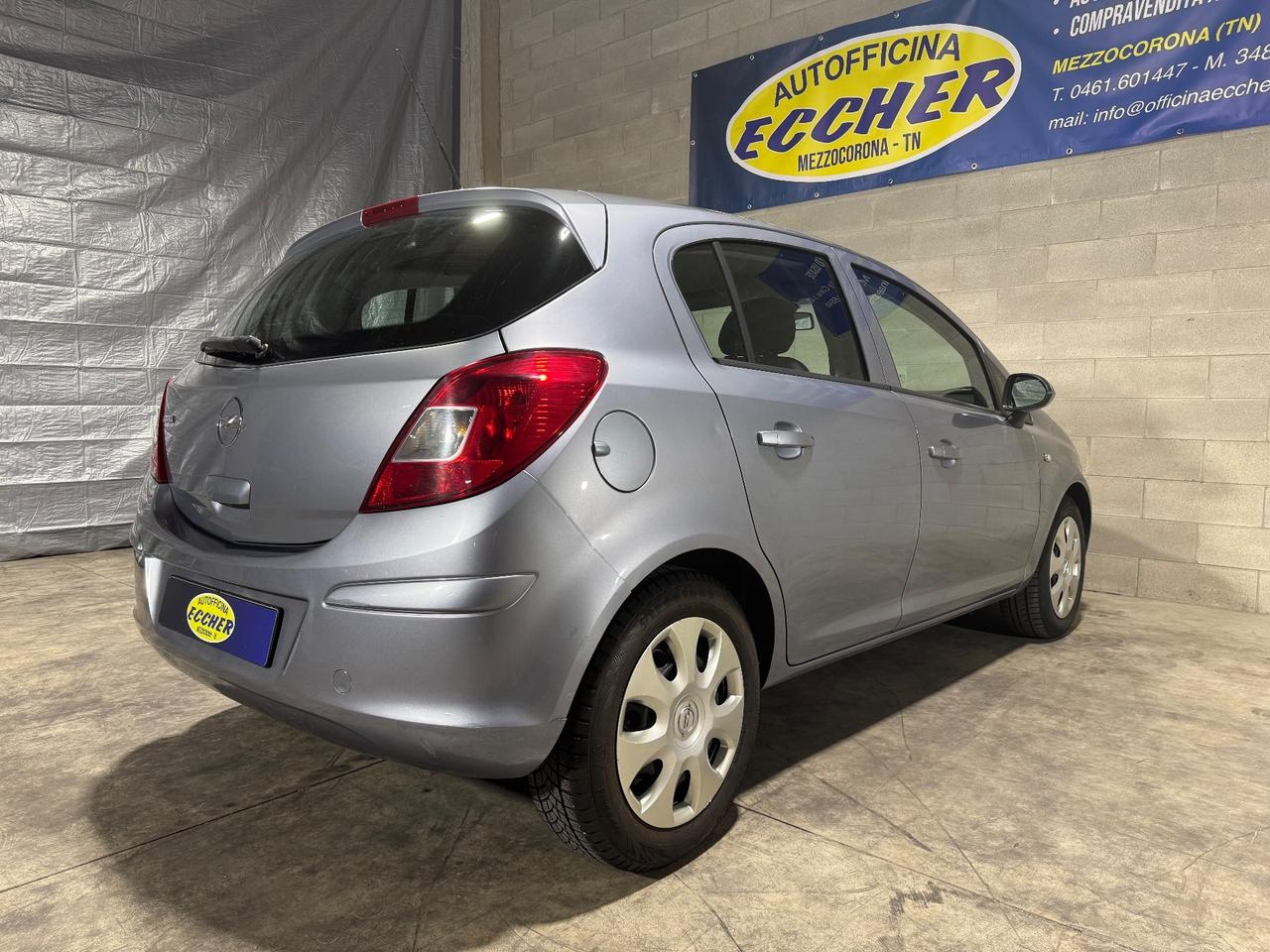 Opel Corsa 1.2 80cv 5 porte 81.000KM