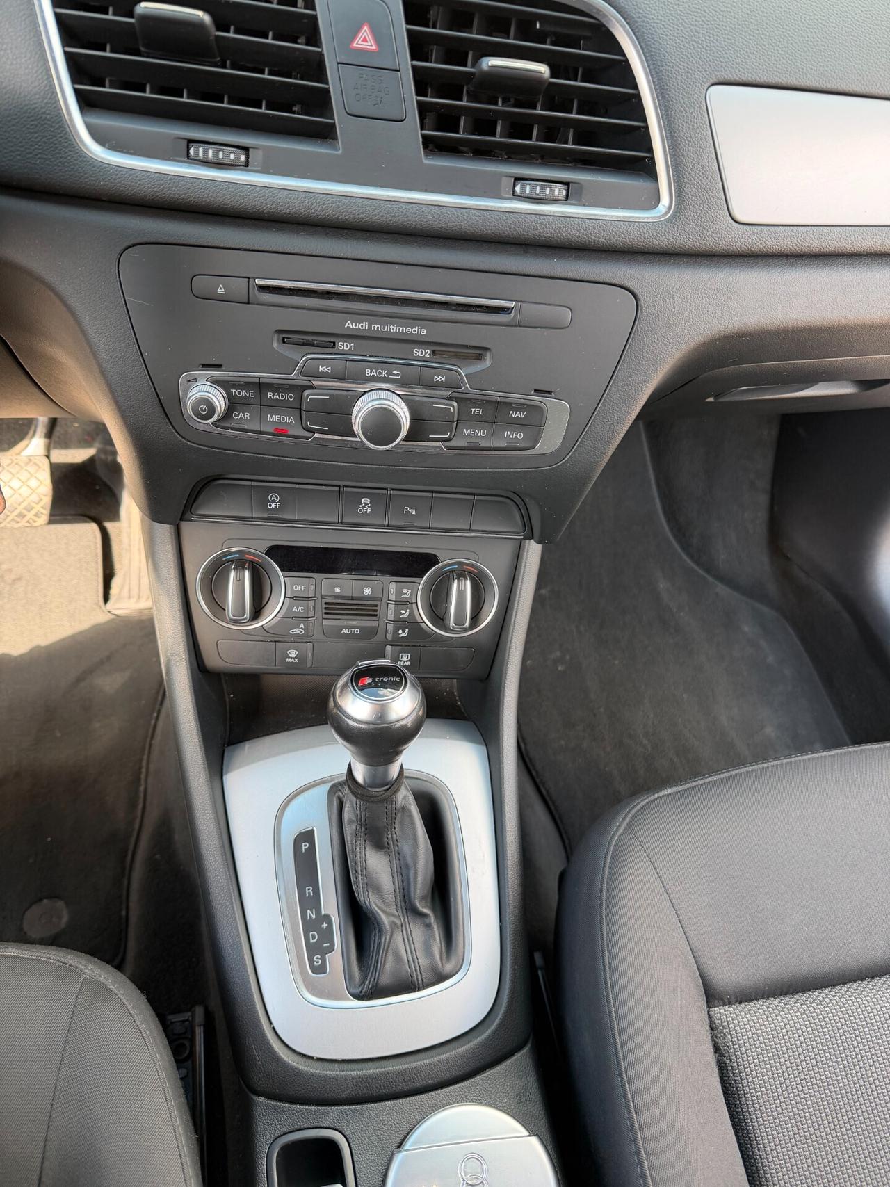 Audi Q3 2.0 TDI 120 CV S tronic Business