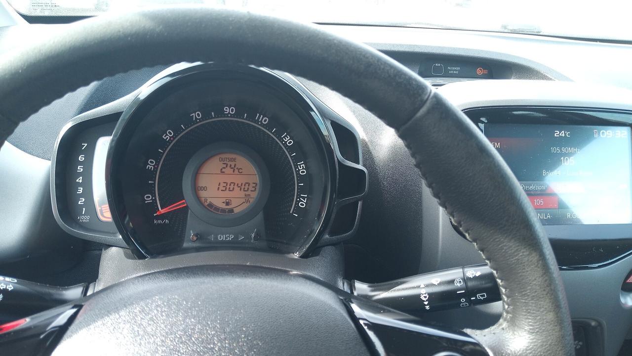 Toyota Aygo 1.0 VVT-i 72 CV 5 porte x-play