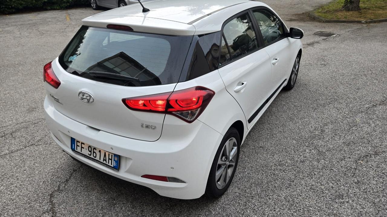 Hyundai i20 1.1 CRDi 12V 5 porte Go! Plus