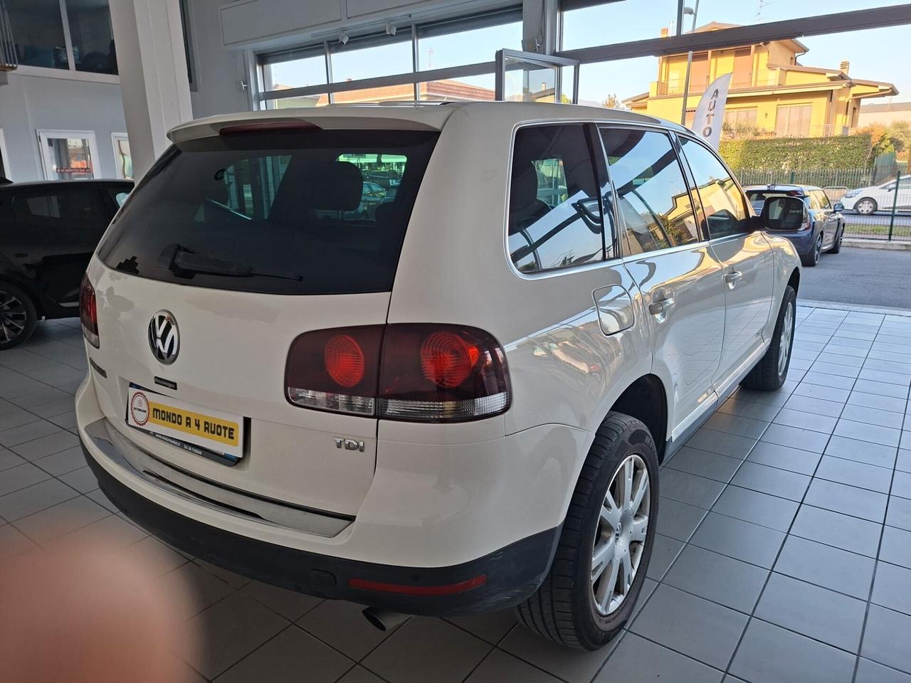 Volkswagen Touareg 2.5 R5 TDI DPF tiptronic Exclusive 4X4