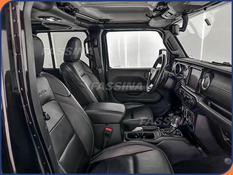 Jeep Wrangler Wrangler Unlimited 2.0 turbo Sahara auto
