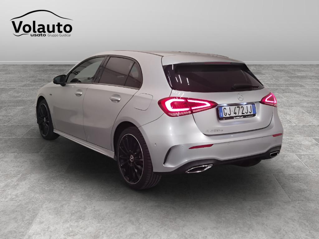Mercedes-Benz Classe A - W177 2018 - A 250 e phev (eq-power) Premium auto