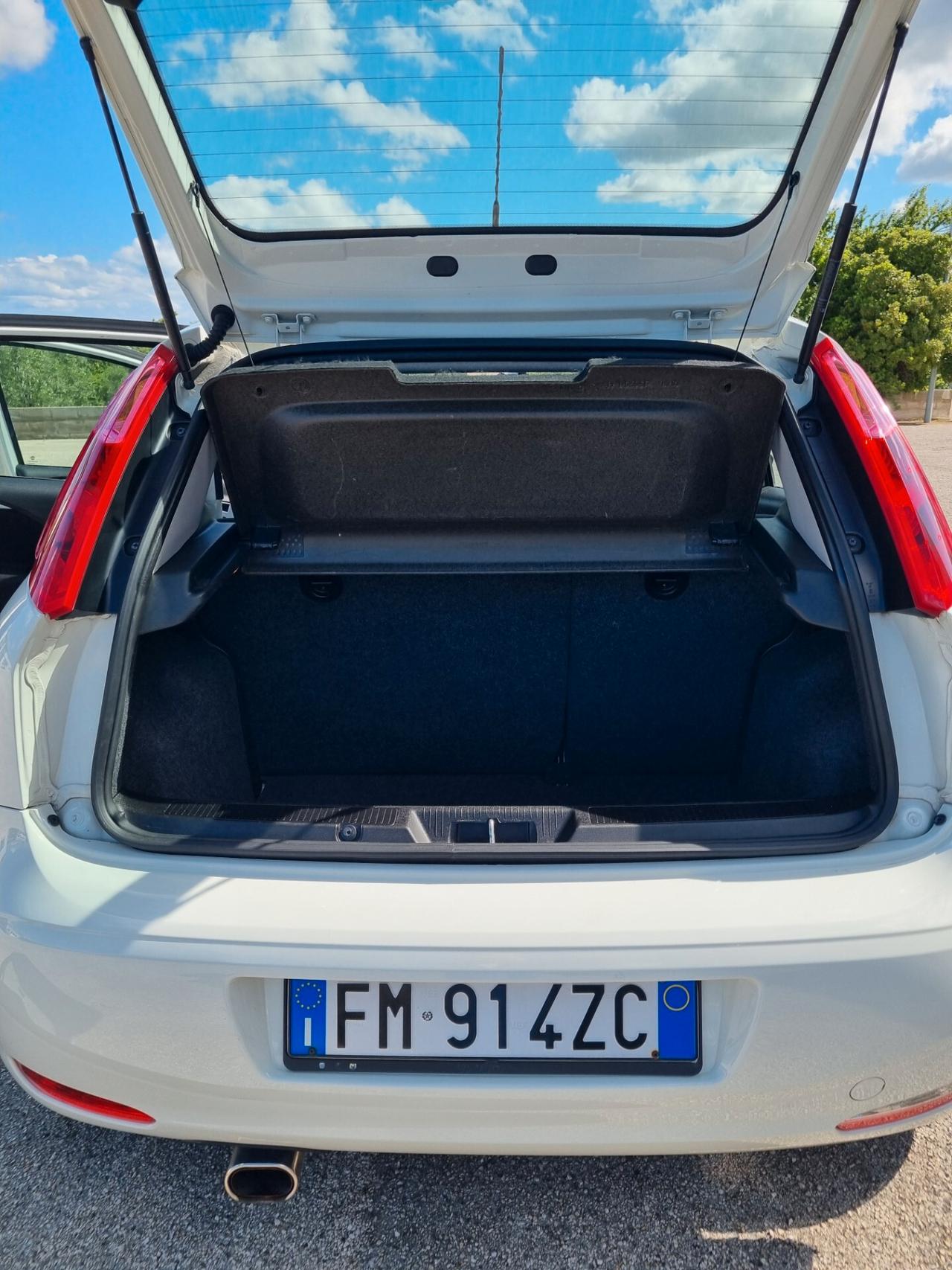 Fiat Punto 1.3 MJT II S&S 95 CV 5 porte Street