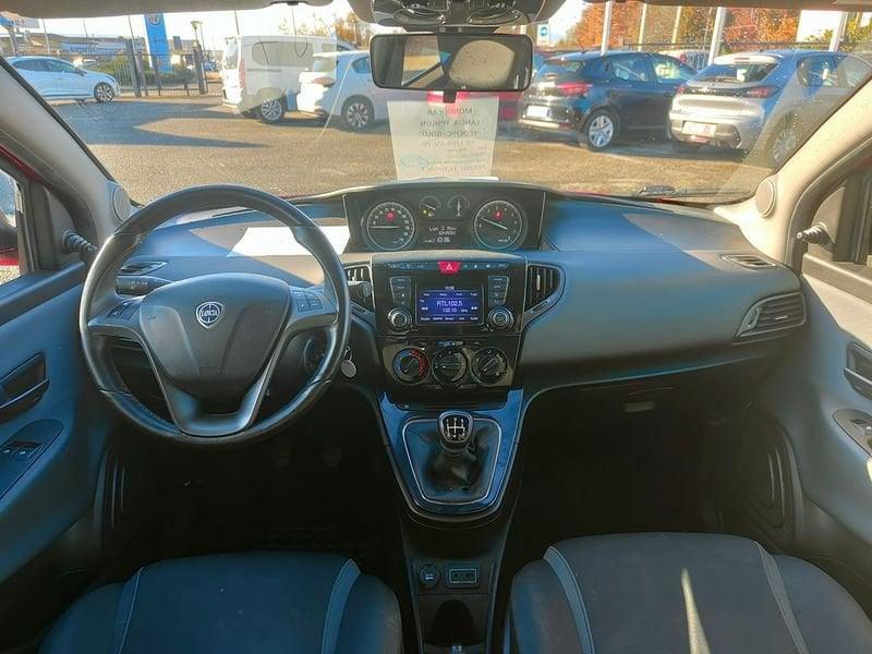 Lancia Ypsilon III 2015 5 Porte 1.2 Ecochic 69cv Gold my16