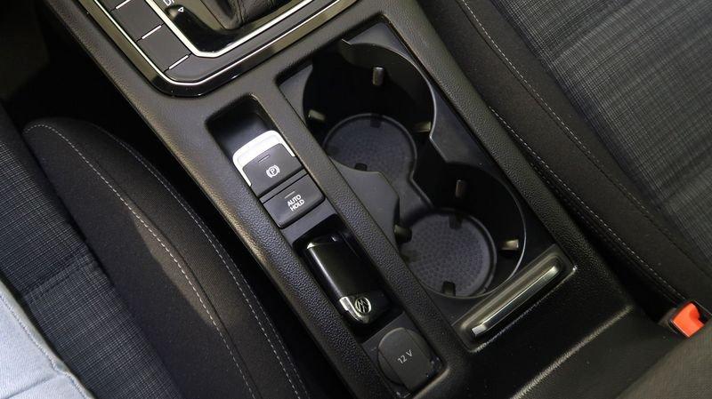 Volkswagen Passat Variant 2.0 TDI SCR 122 CV EVO DSG Business