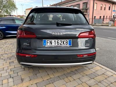 Audi Q5 40 2.0 tdi Business quattro 190cv s-tronic XENON-NAVI-18"
