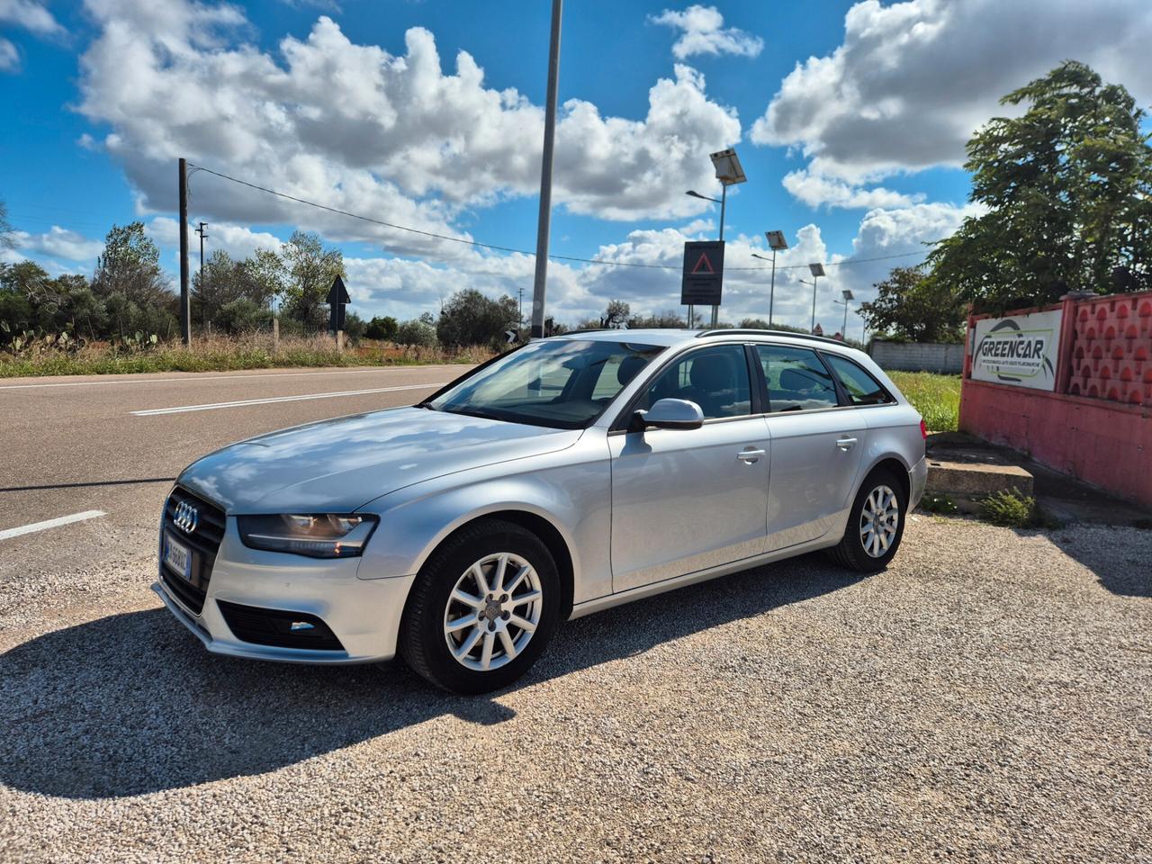 Audi A4 Avant 2.0 TDI 143CV GARANZIA 12 MESI