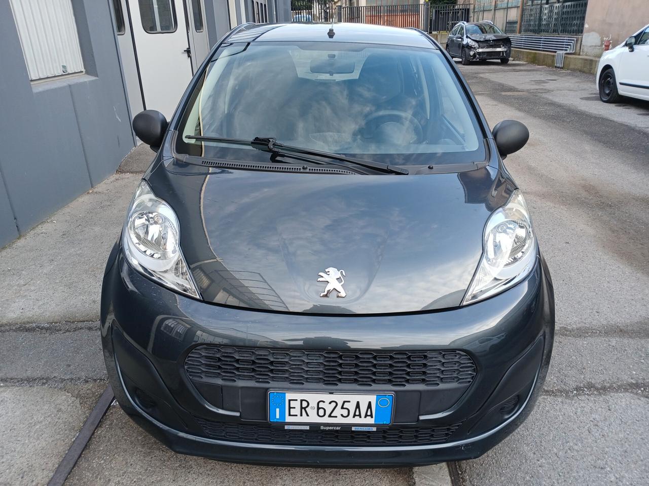 Peugeot 107 1.0 68CV 5p. Active