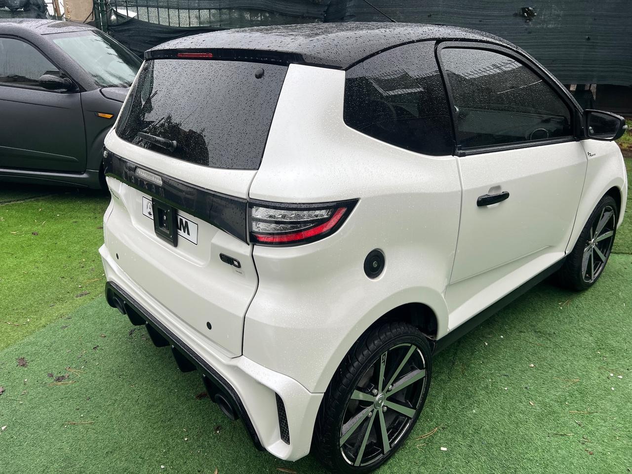 Aixam Ambition gto full white 2024 8000 km