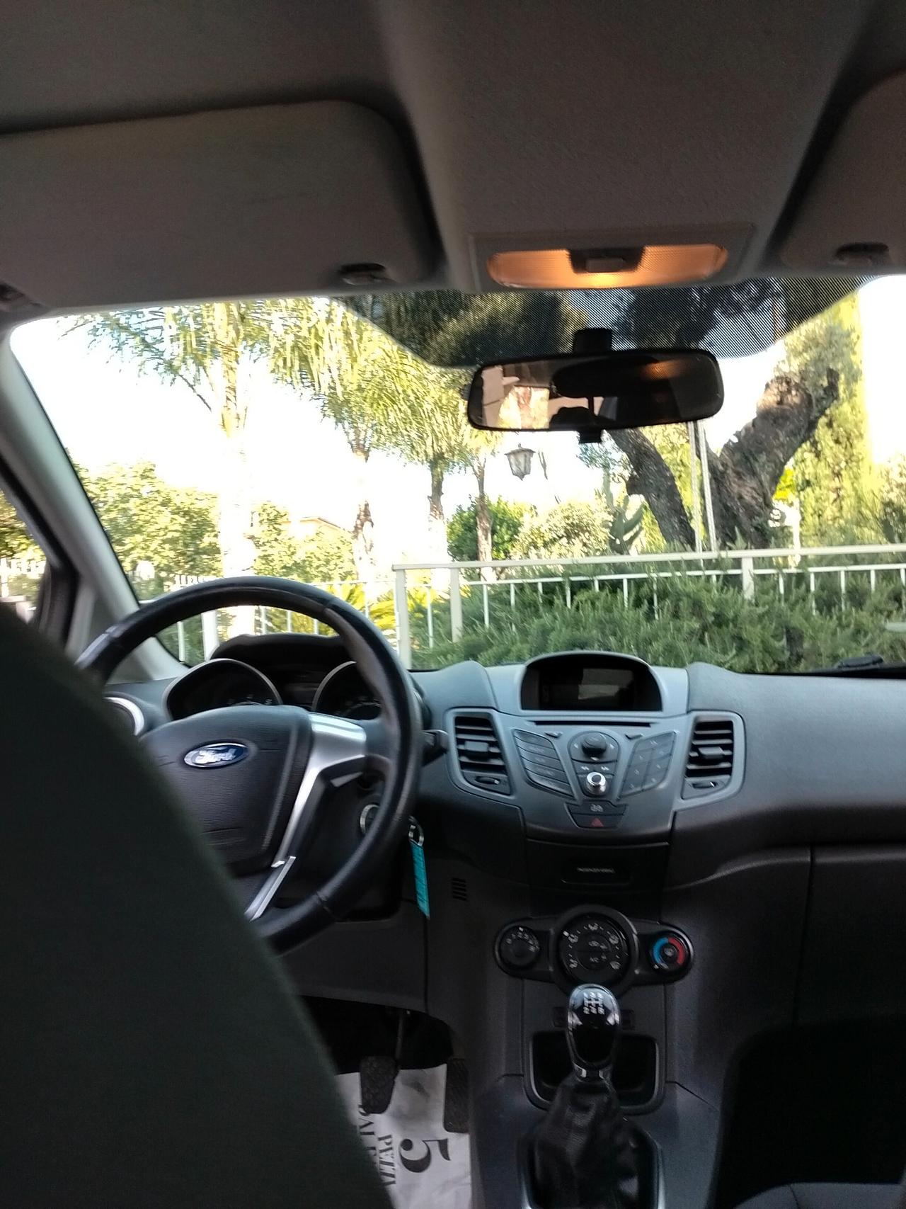 Ford Fiesta 1.4 5 porte Bz.- GPL