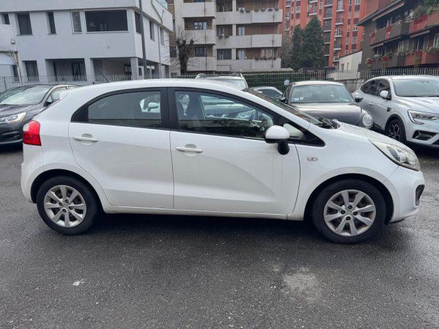 KIA Rio 1.1 CRDi 75CV 5p. EX