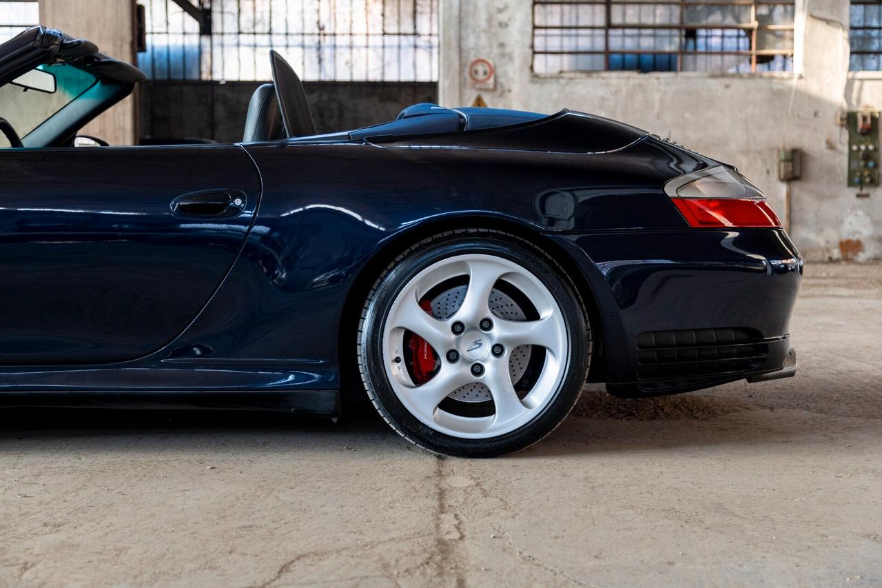 Porsche 911 Carrera 4S cat Cabriolet