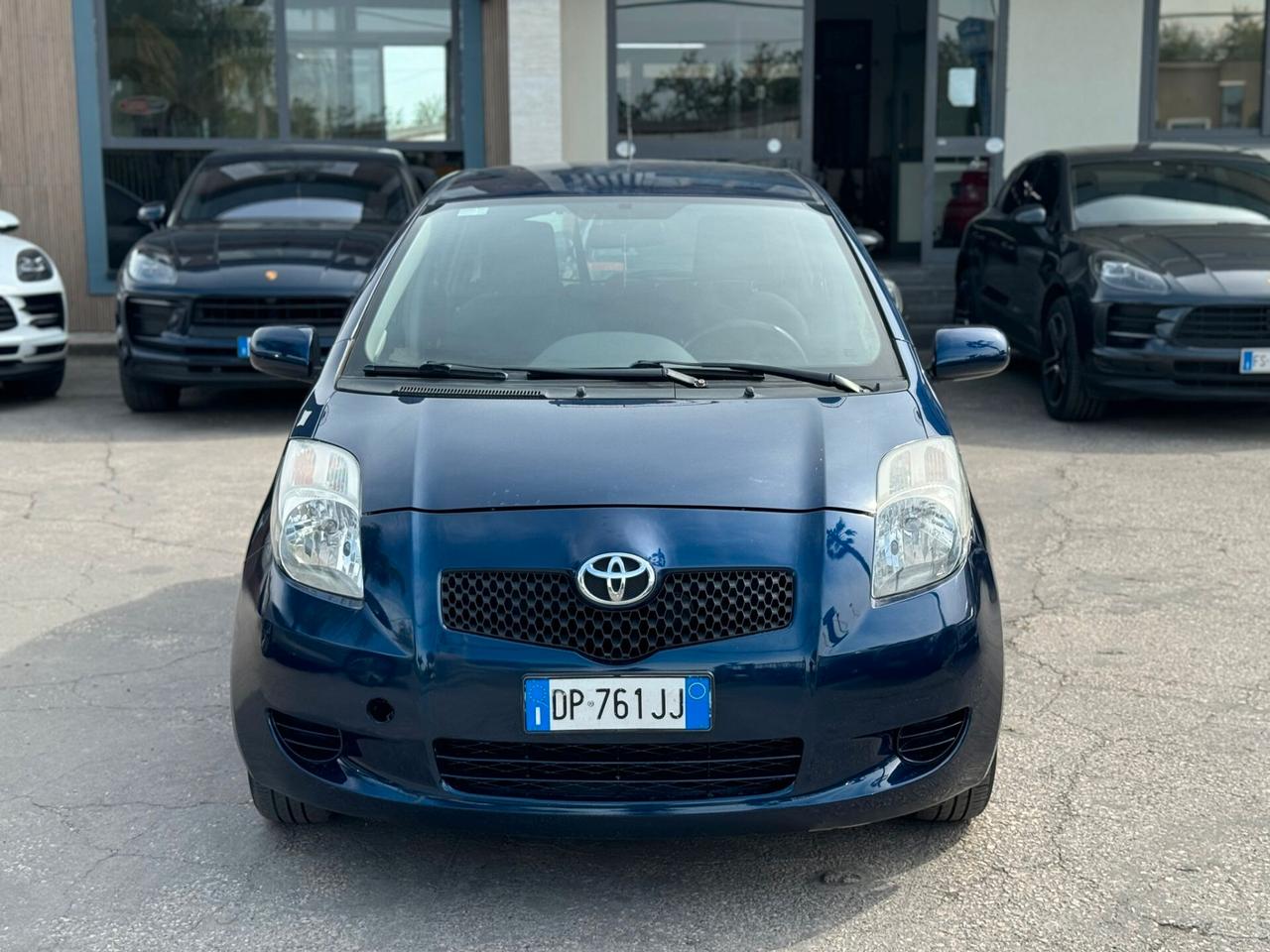 Toyota Yaris 1.0 5 porte Sol