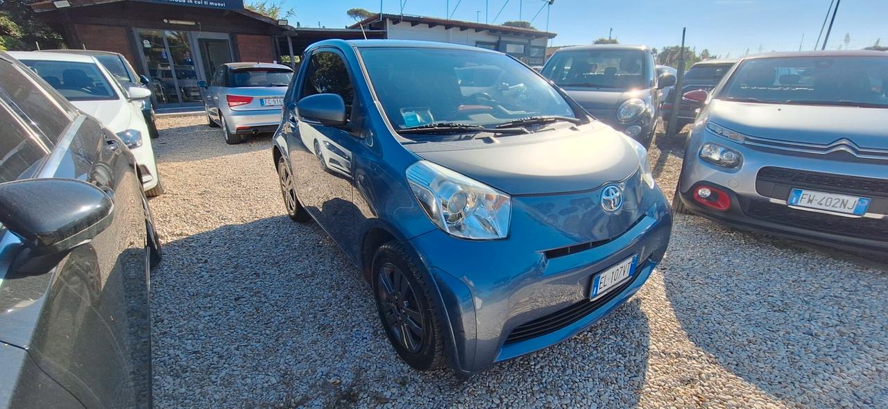 Toyota iQ 1.0 Sol cvt