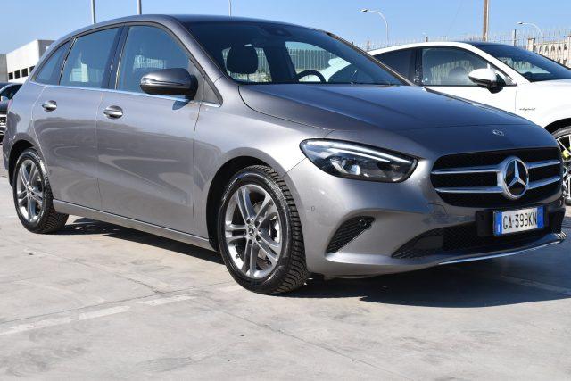 MERCEDES-BENZ B 180 d Business Extra *NAVIGATORE*