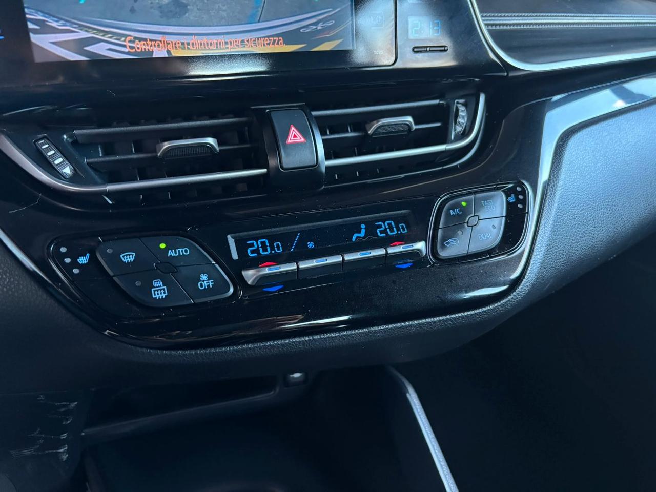 Toyota C-HR 5 Porte C-HR 1.8h Active 2wd e-cvt