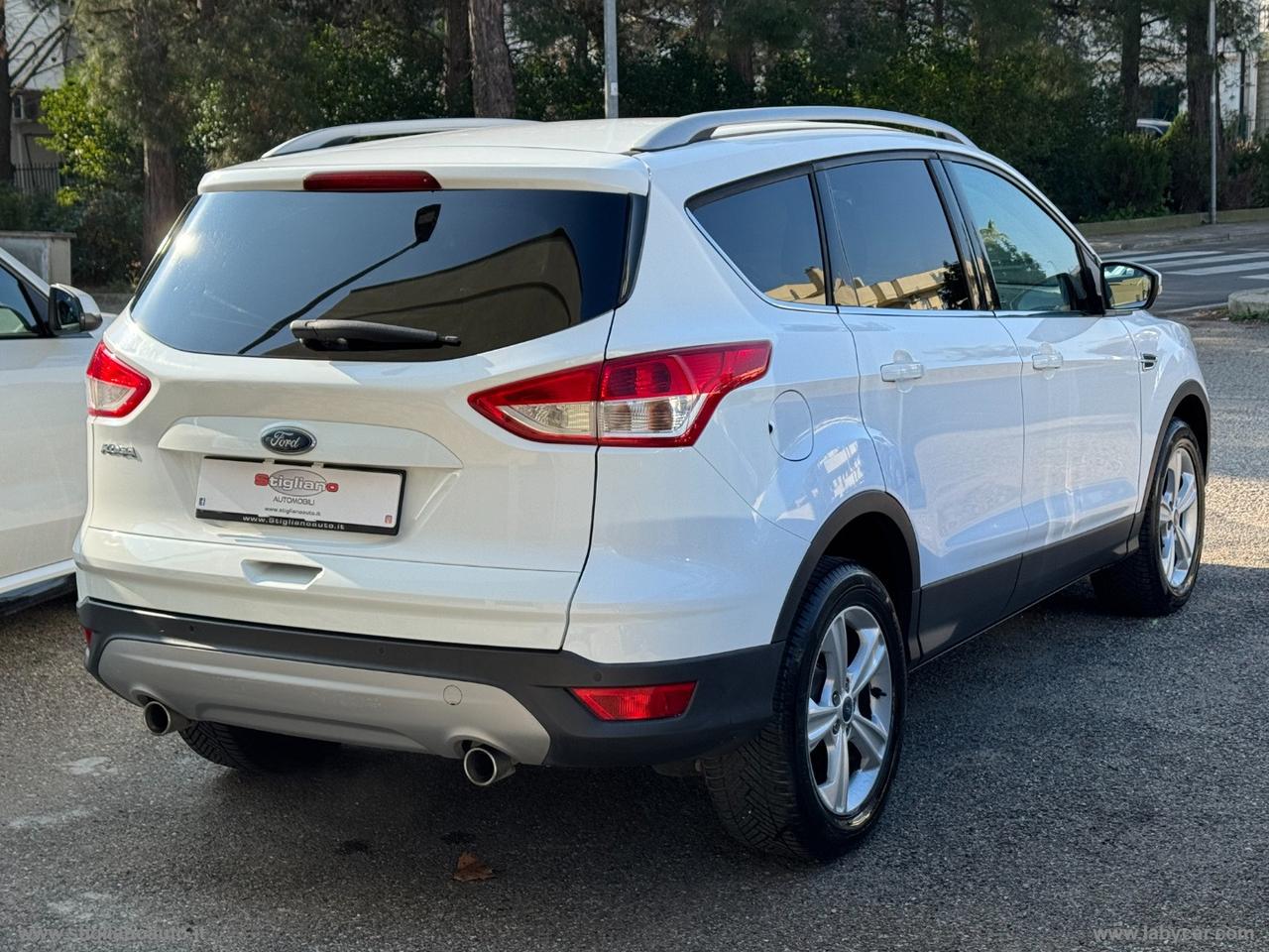 FORD Kuga 2.0 TDCI 120 CV S&S 2WD Titanium