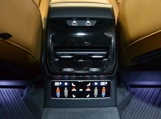 AUDI A6 Avant TFSI 270 kW S Tronic Quattro S Line Edition