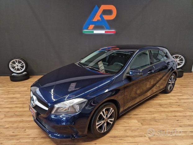 MERCEDES-BENZ A 180 d Premium