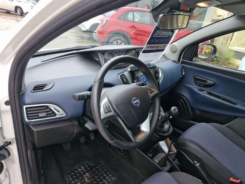 Lancia Ypsilon III 2021 1.0 firefly hybrid Platino s&s 70cv