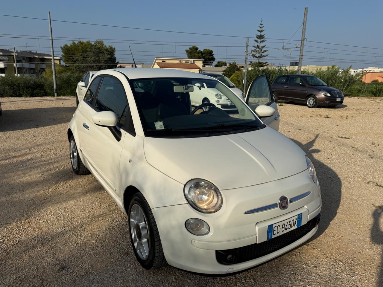 Fiat 500 1.3 Multijet Lounge 3.999€ Permute
