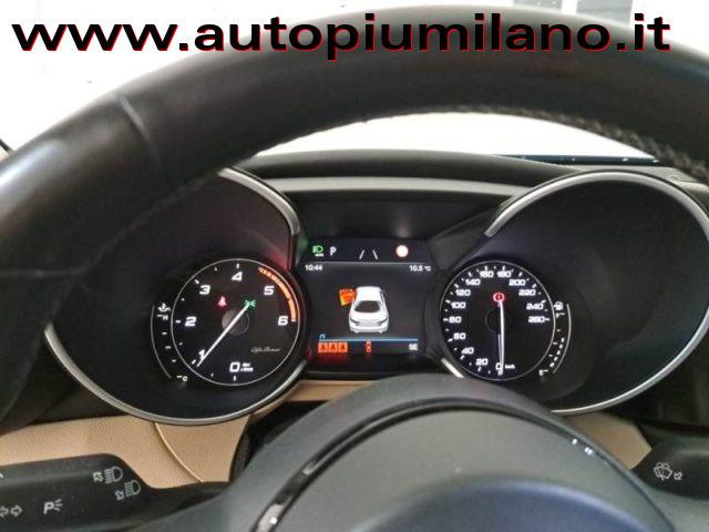 ALFA ROMEO Giulia 2.2 Turbodiesel 190 CV AT8 Business