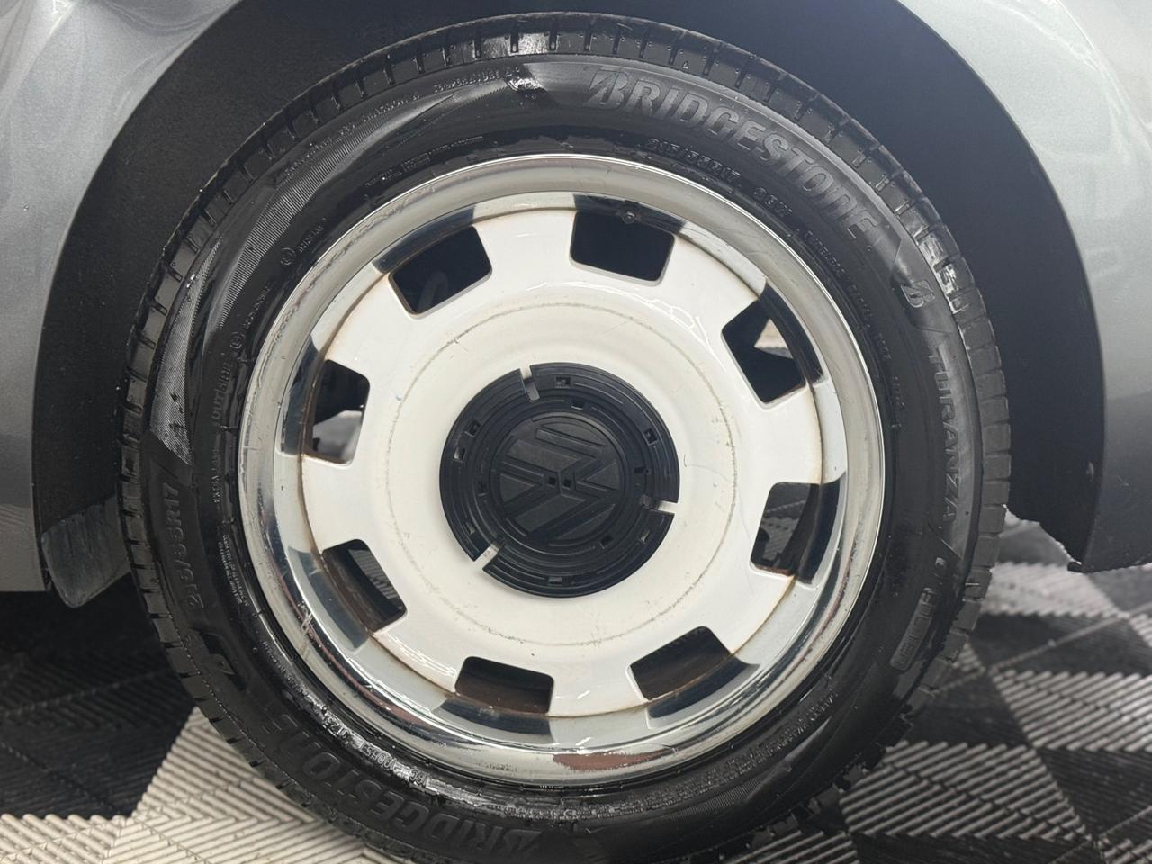 Volkswagen Maggiolino 1.6 TDI Design