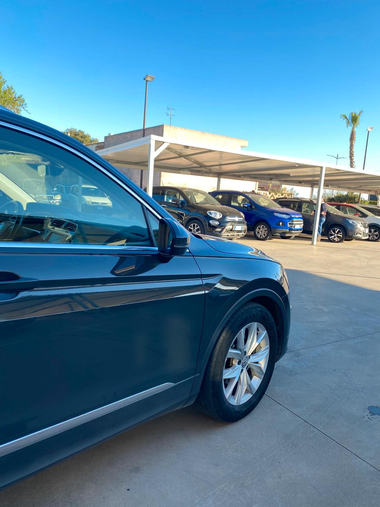 Volkswagen Tiguan 2.0 TDI SCR DSG Business BlueMotion Technology