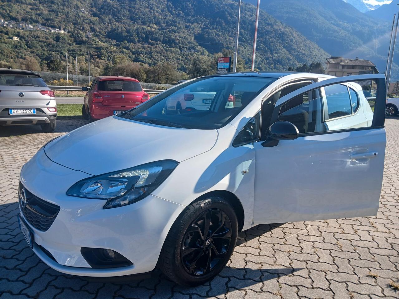 Opel Corsa 1.2 5 porte