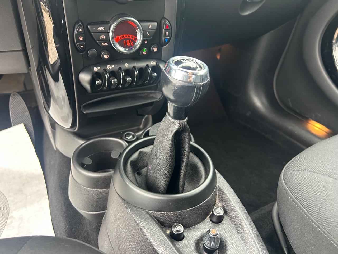 Mini Cooper D Countryman 1.6 BUSINESS NAVI