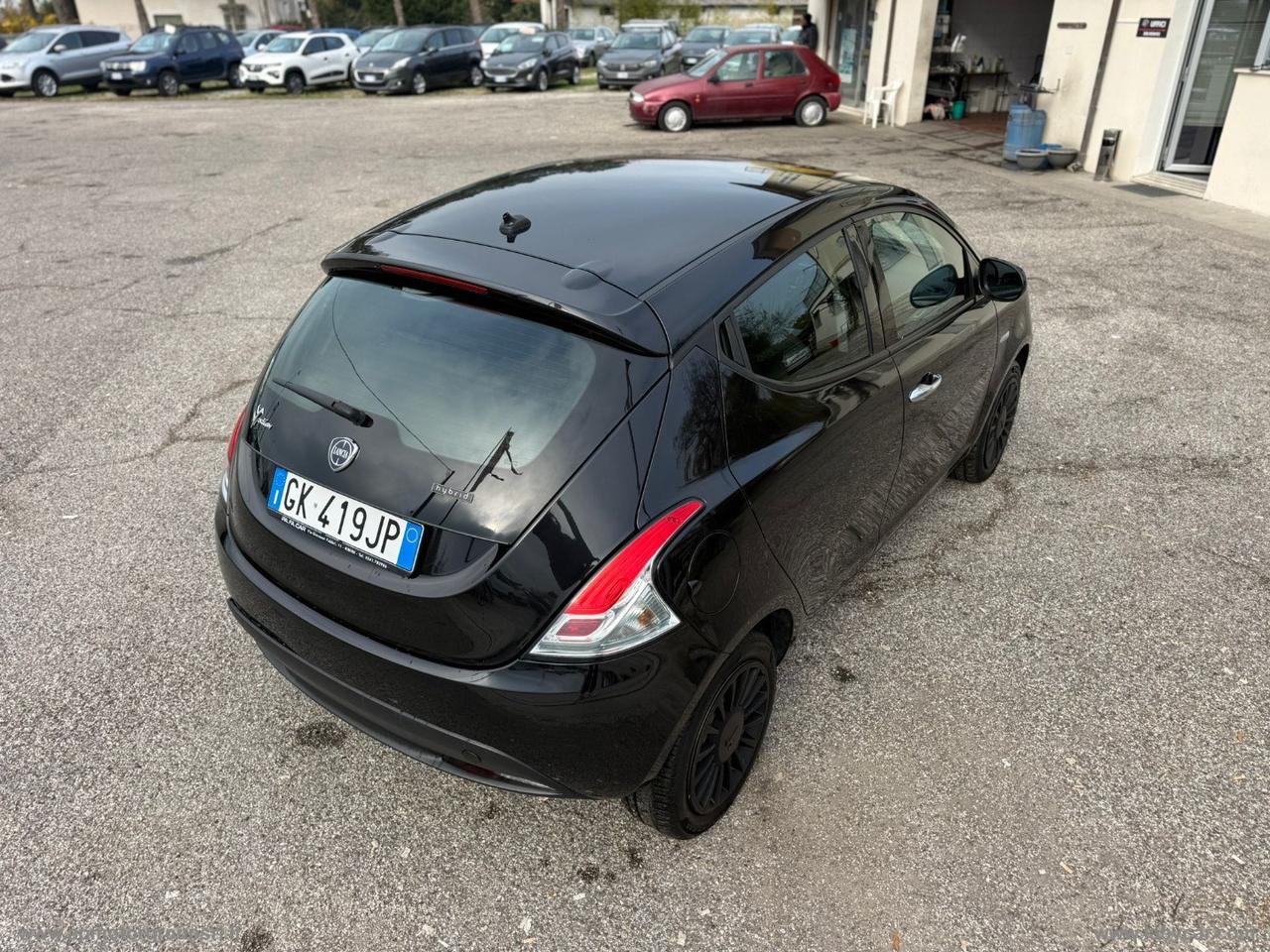 LANCIA Ypsilon 1.0 FireFly 5p.S&S Hyb. ECOCHIC HYBRID